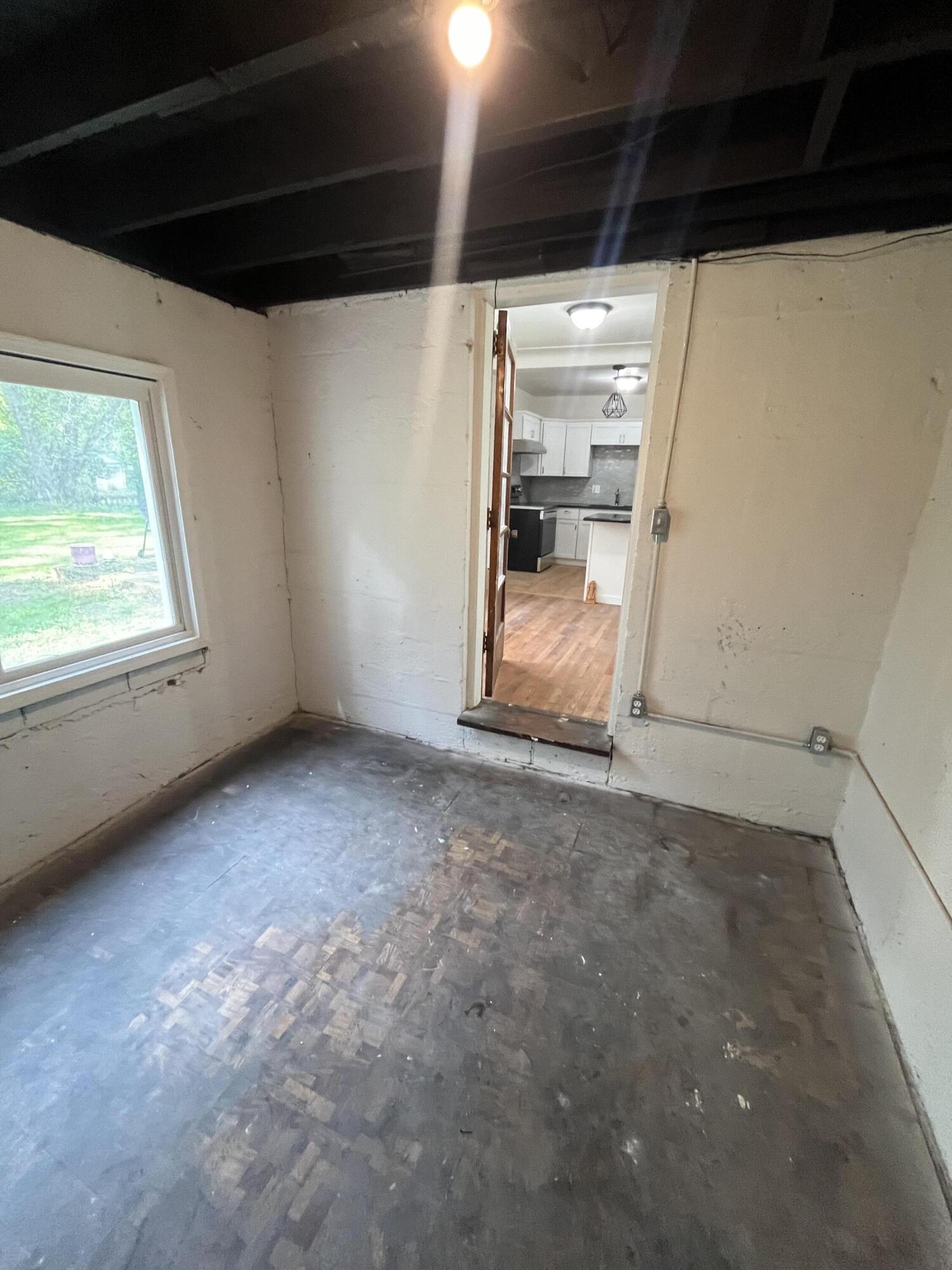 19569 Midway Road Southfield, MI 48075 - Photo 52 of 53 IMG_8170