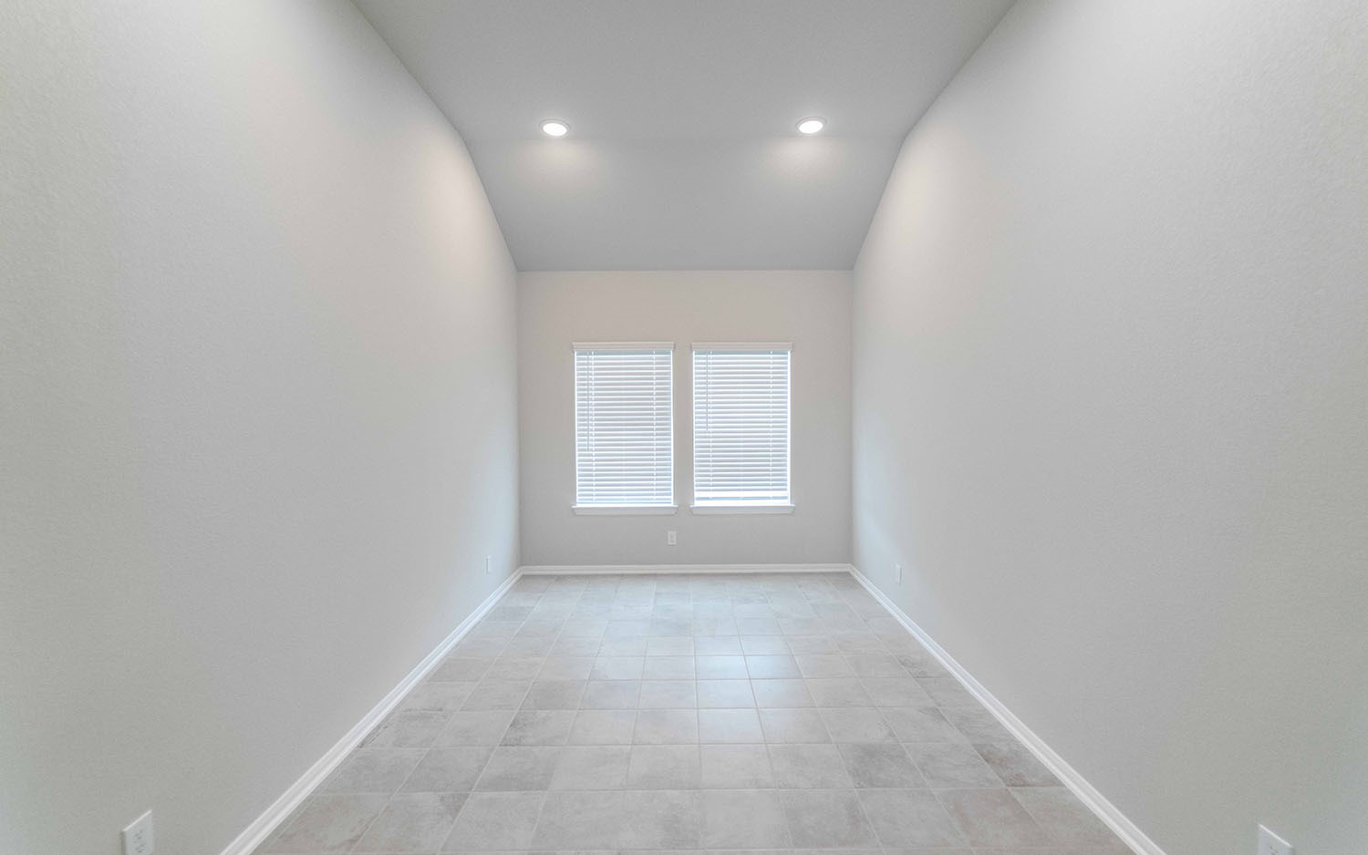 22222 Rome Breeze Drive Hockley, TX 77447 - Photo 2 of 16 a view of a hallway with a window