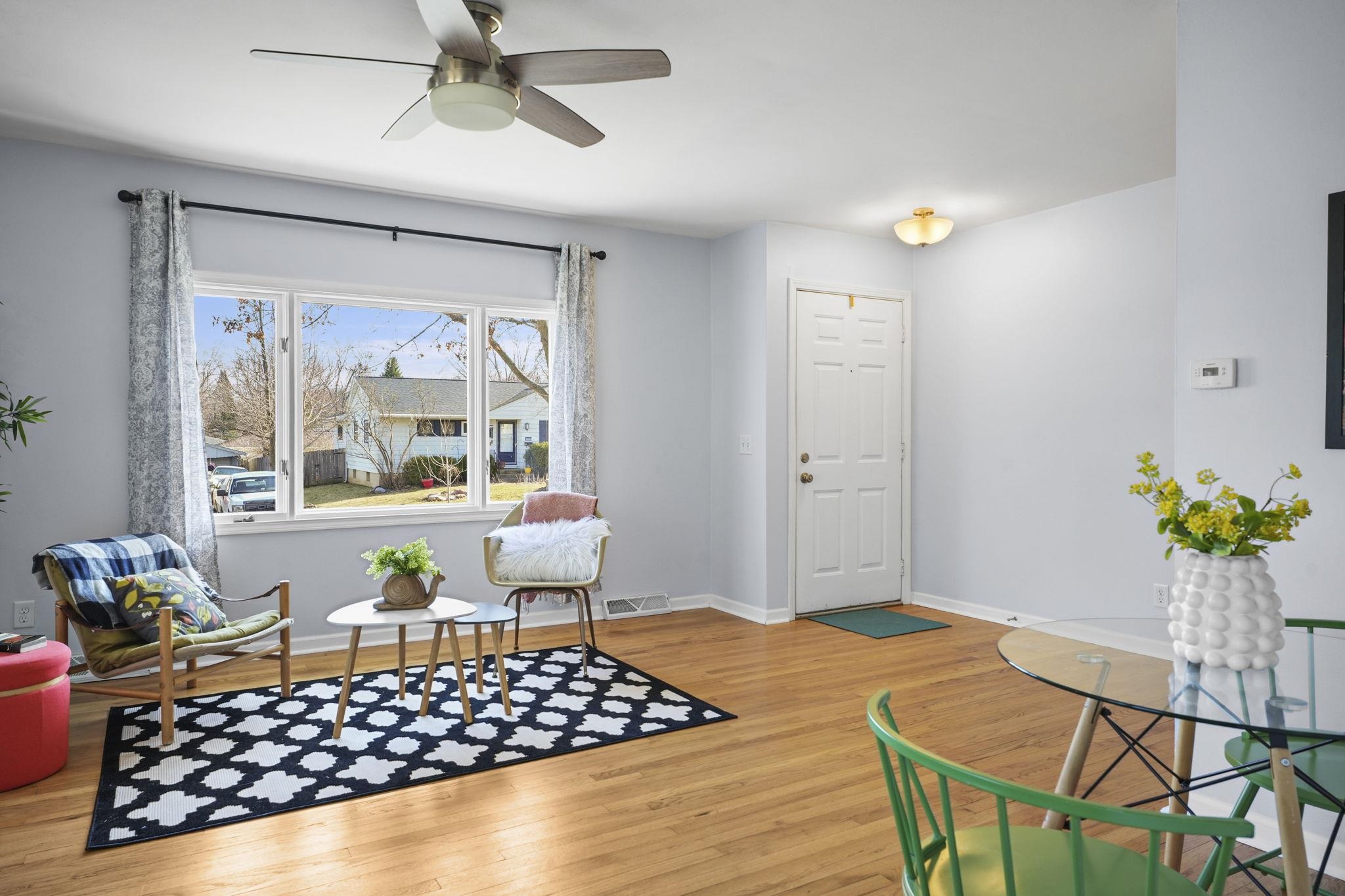 1517 Arizona Pass Madison, WI 53704 - Photo 2 of 37