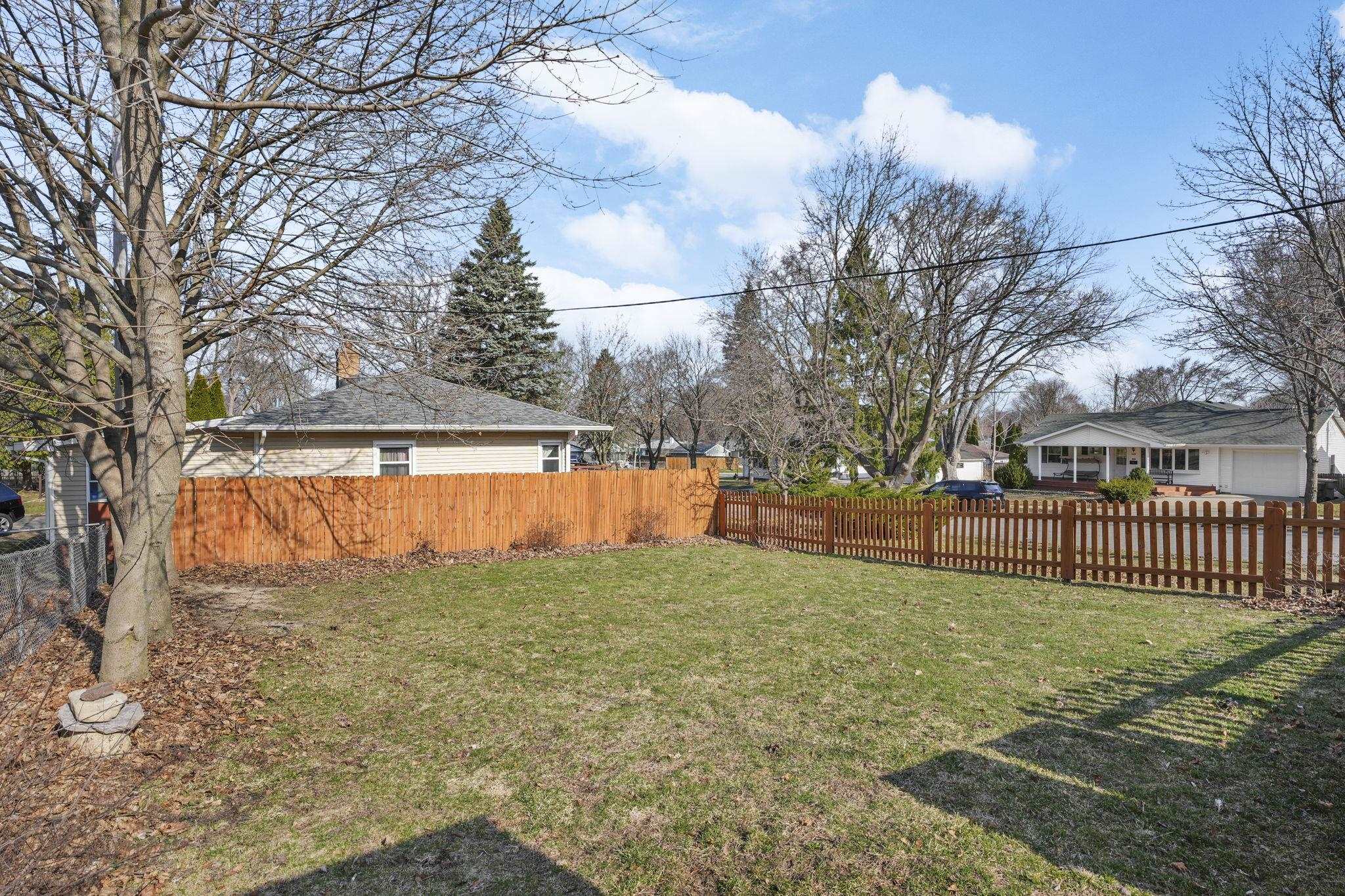 1517 Arizona Pass Madison, WI 53704 - Photo 32 of 37