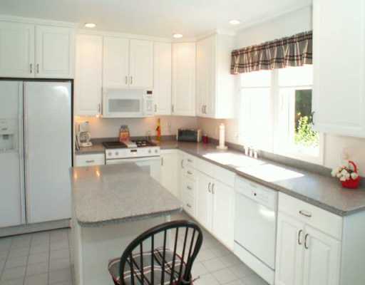 8 Oyster Point, Unit 9 Warren, RI 02885 - Photo 2 of 8 Kitchen.