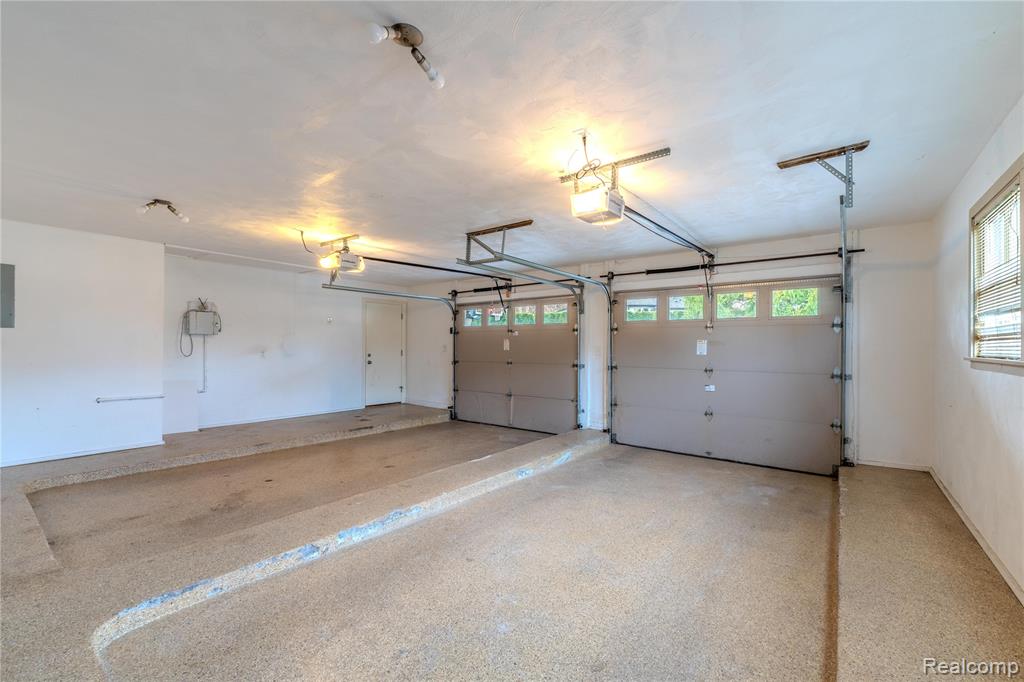 591 Rudgate Road Bloomfield Hills, MI 48304 - Photo 19 of 74