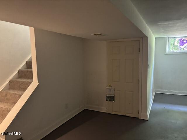 162 Putnam Road Schenectady, NY 12306 - Photo 6 of 14 6