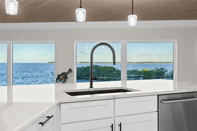 $2,190,900 | 5791 Westshore Drive, New Port Richey, FL 34652