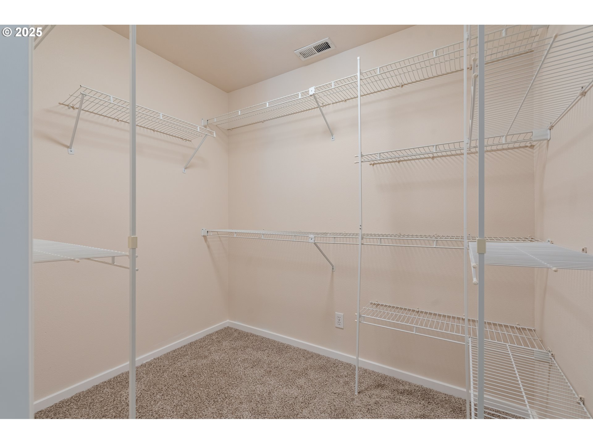 2126 Northeast 194th Street Ridgefield, WA 98642 - Photo 23 of 44 a view of an empty room