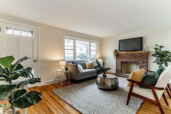 83 Brookside Road Lynn, MA 01902 - Photo 2 of 42 Gallery Image 2