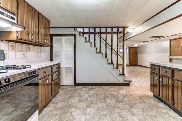 83 Brookside Road Lynn, MA 01902 - Photo 26 of 42 Gallery Image 26