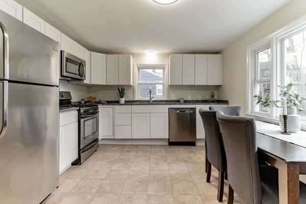83 Brookside Road Lynn, MA 01902 - Photo 10 of 42 Gallery Image 10