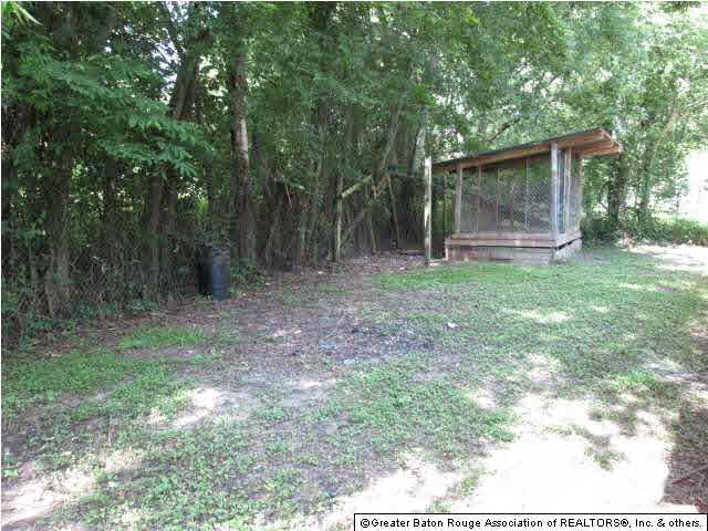 39123 Cornerview Road Gonzales, LA 70737 - Photo 3 of 10 Gallery Image 3