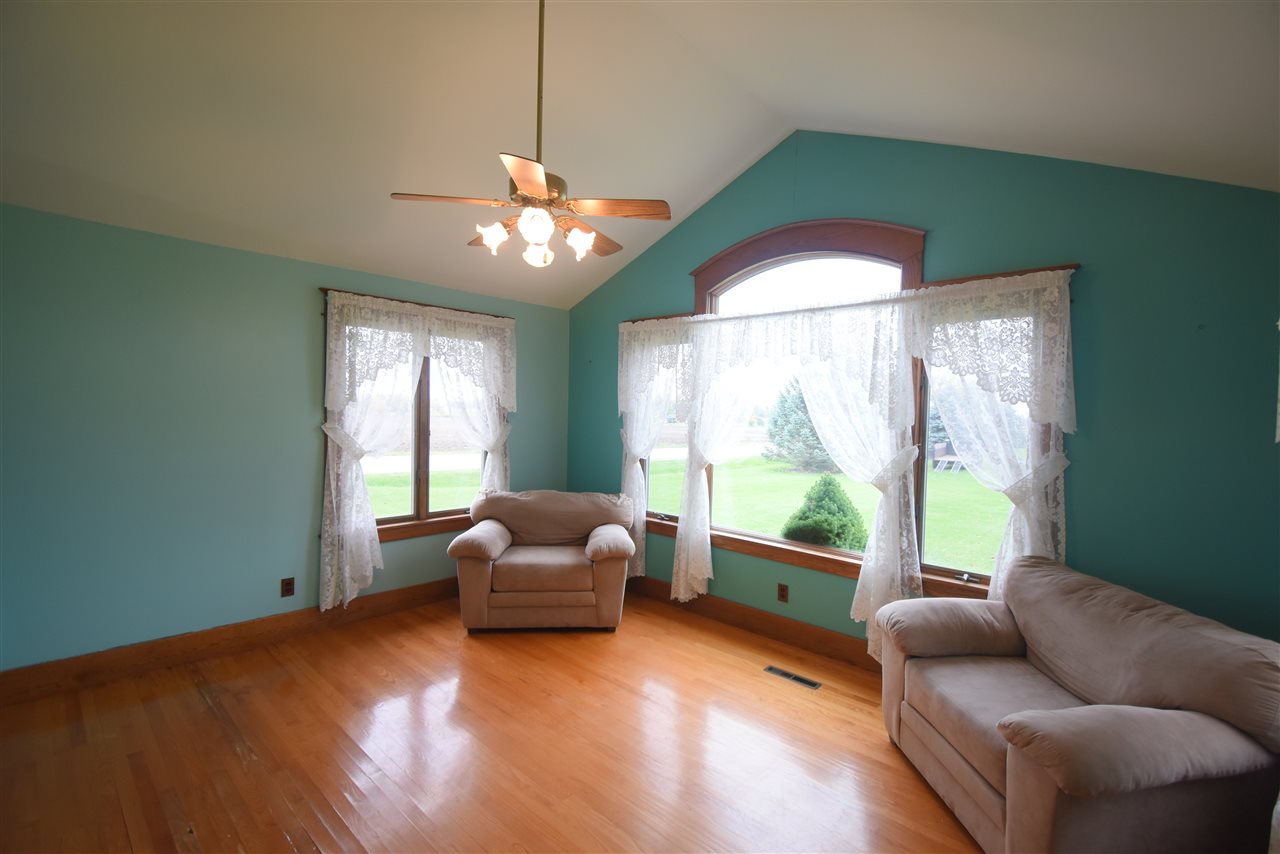 6101 North State Road Owosso, MI 48867 - Photo 12 of 44 50090500-11.JPG
