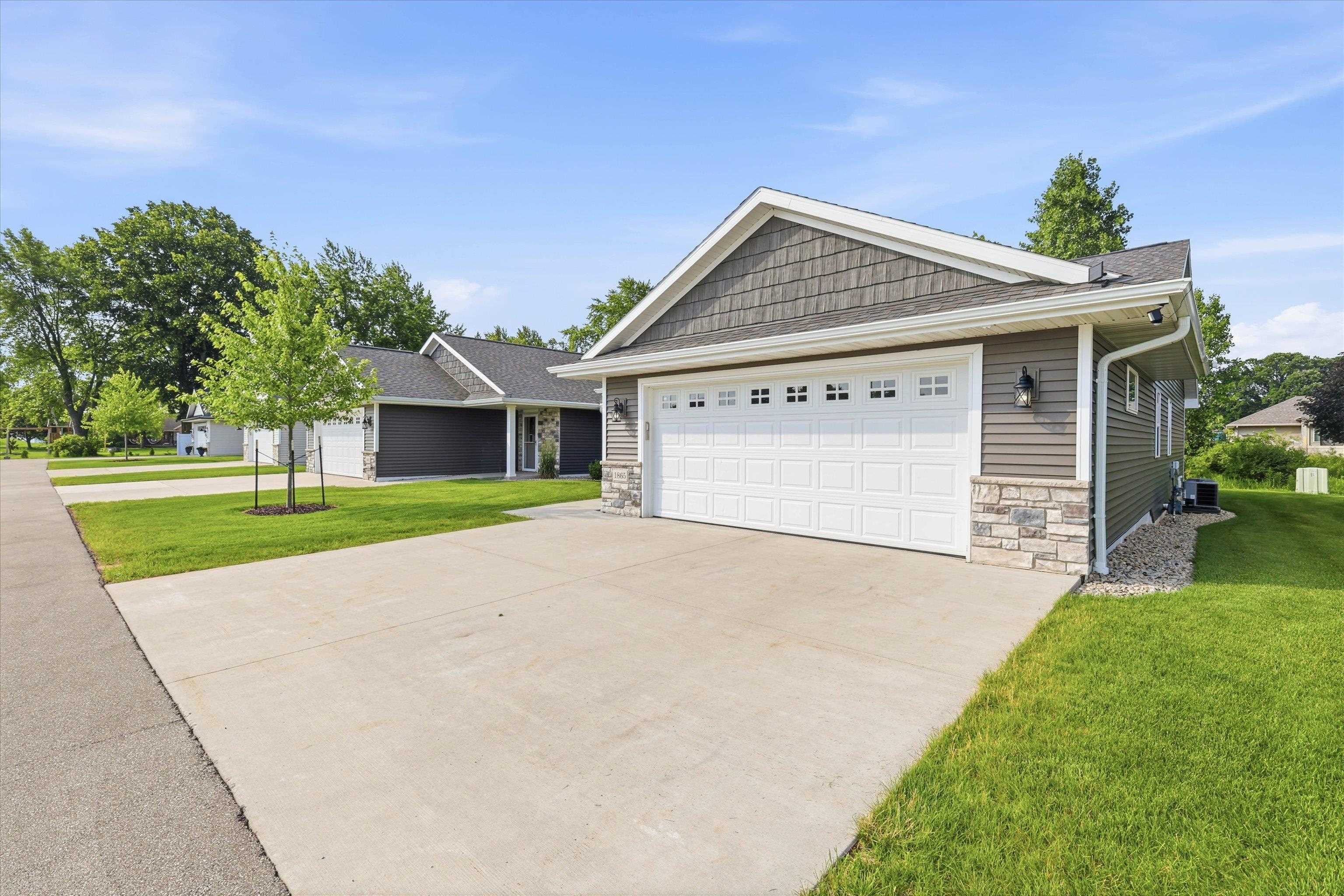 1865 Southbridge Road De Pere, WI 54115 - Photo 22 of 24