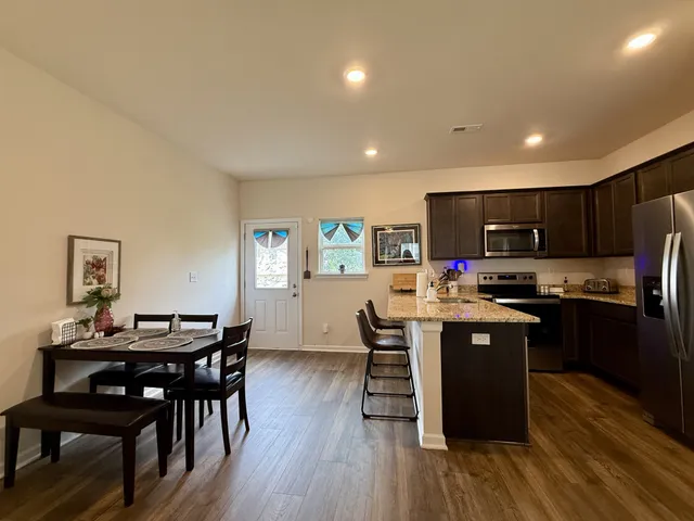 $1,800 | 8074 Logan Drive, La Vergne, TN 37086