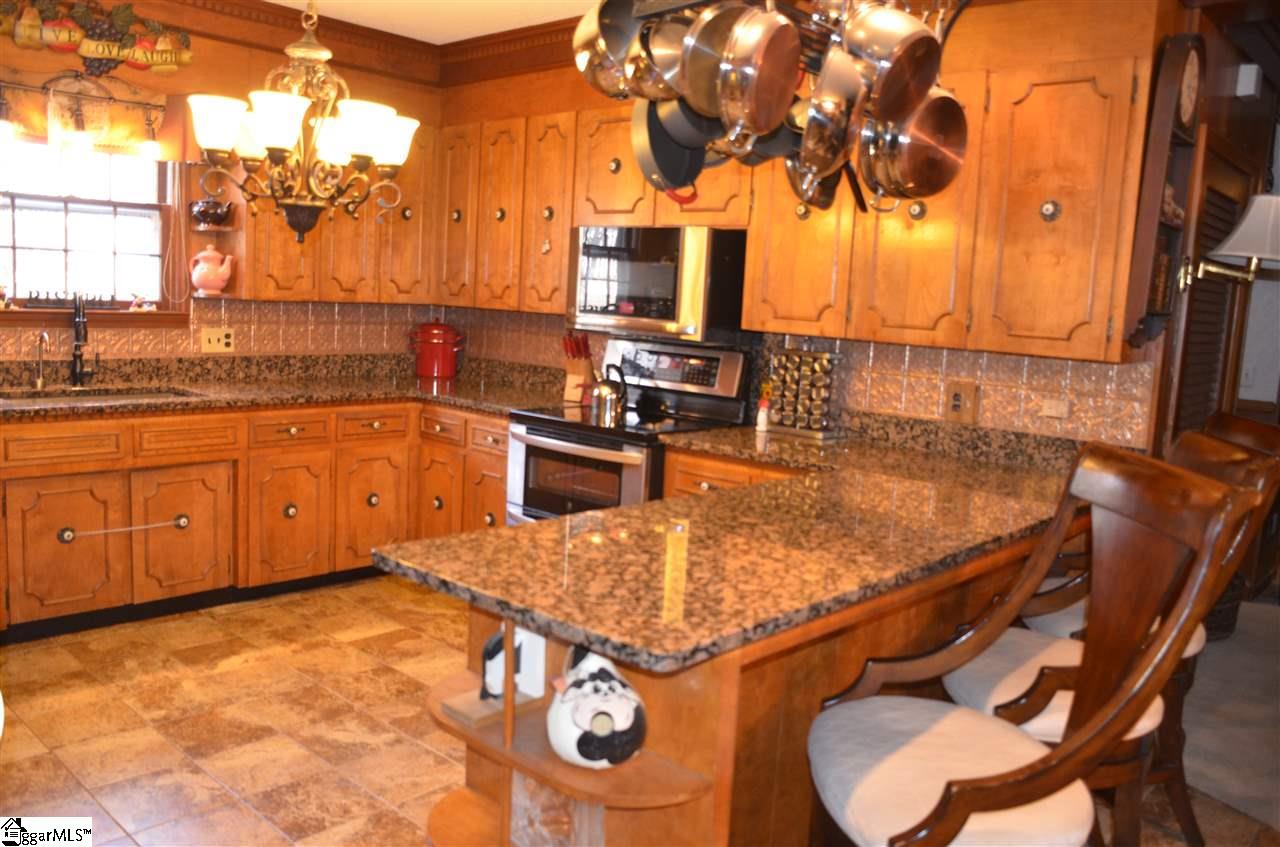 303 Chick Springs Road Greer, SC 29650 - Photo 8 of 35 Gallery Image 8
