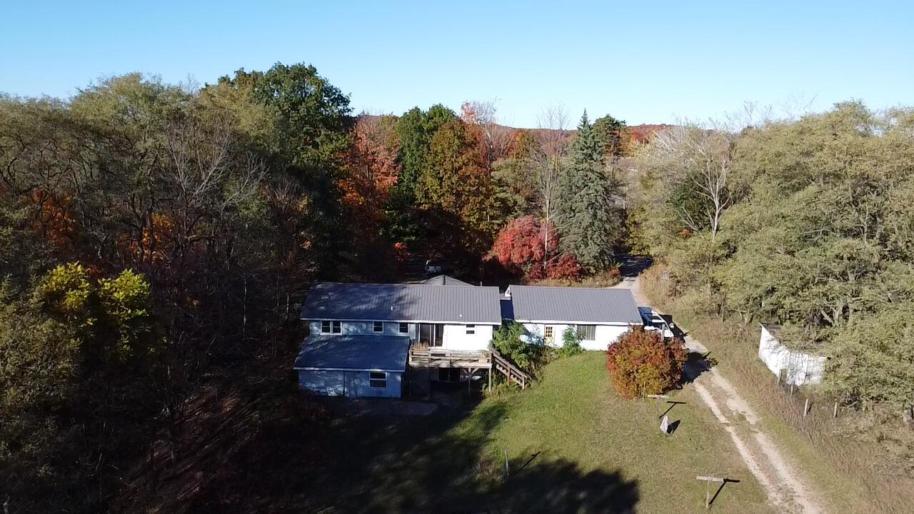 8721 Glovers Lake Road Bear Lake, MI 49614 - Photo 6 of 47 2025-10-27-15-58-11-696
