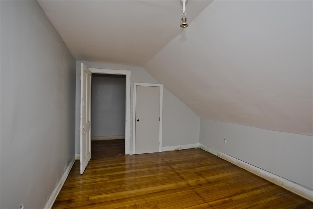 293-295 Water Street Springfield, MA 01151 - Photo 15 of 36 a view of an empty room