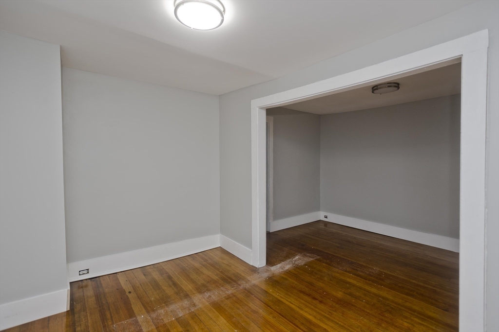 293-295 Water Street Springfield, MA 01151 - Photo 31 of 36 a view of an empty room