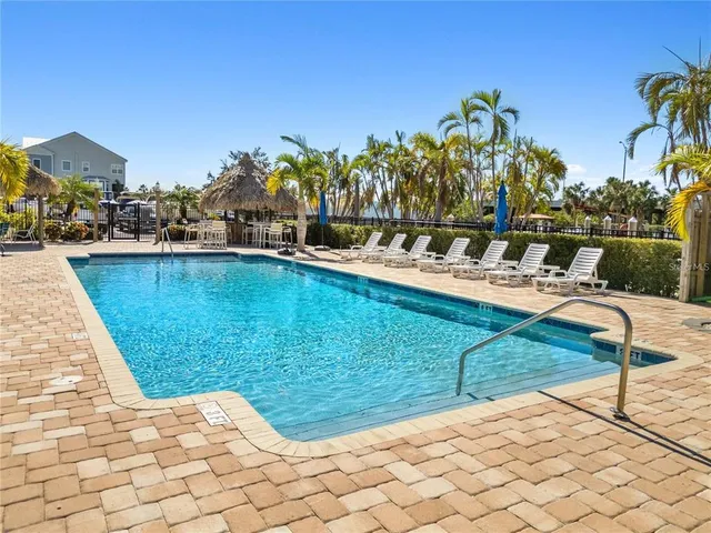 $3,250 | 3138 Nautical Place South, St. Petersburg, FL 33712