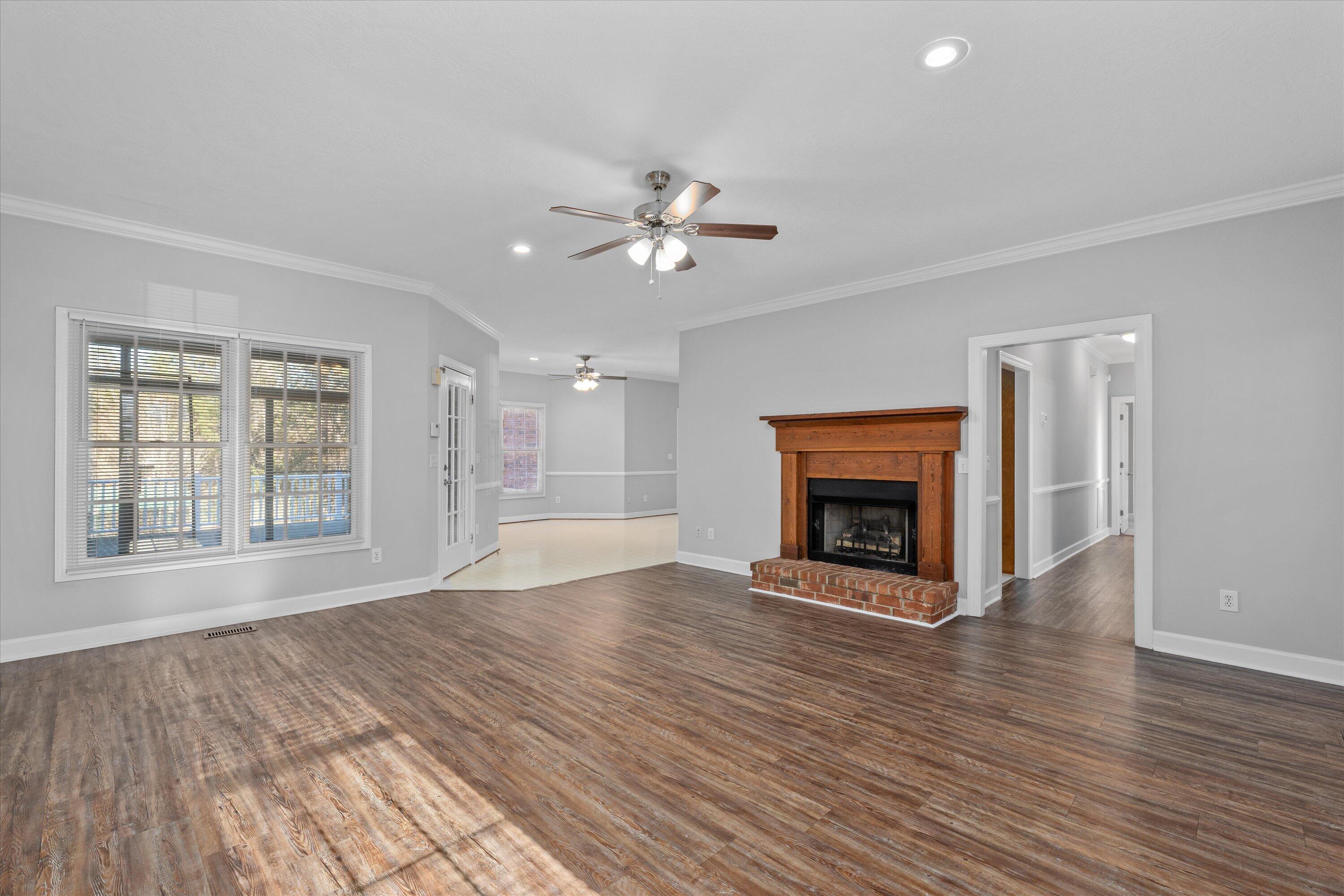 1234 Furys Ferry Road Evans, GA 30809 - Photo 10 of 53 Living Room