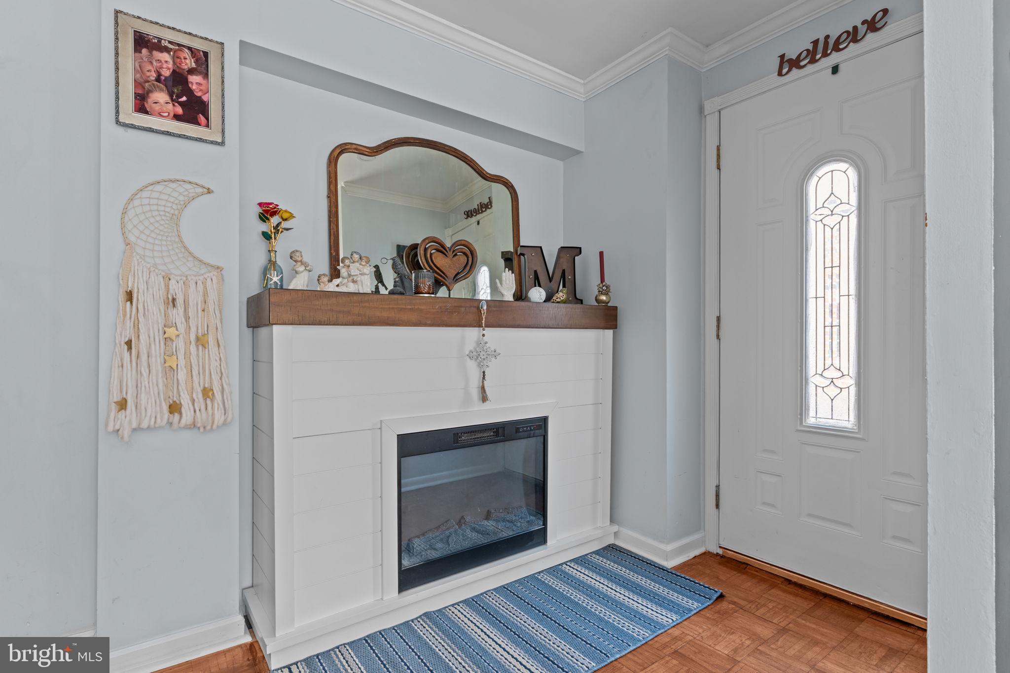 3318 Chesterfield Road Philadelphia, PA 19114 - Photo 13 of 30 Electric Fireplace