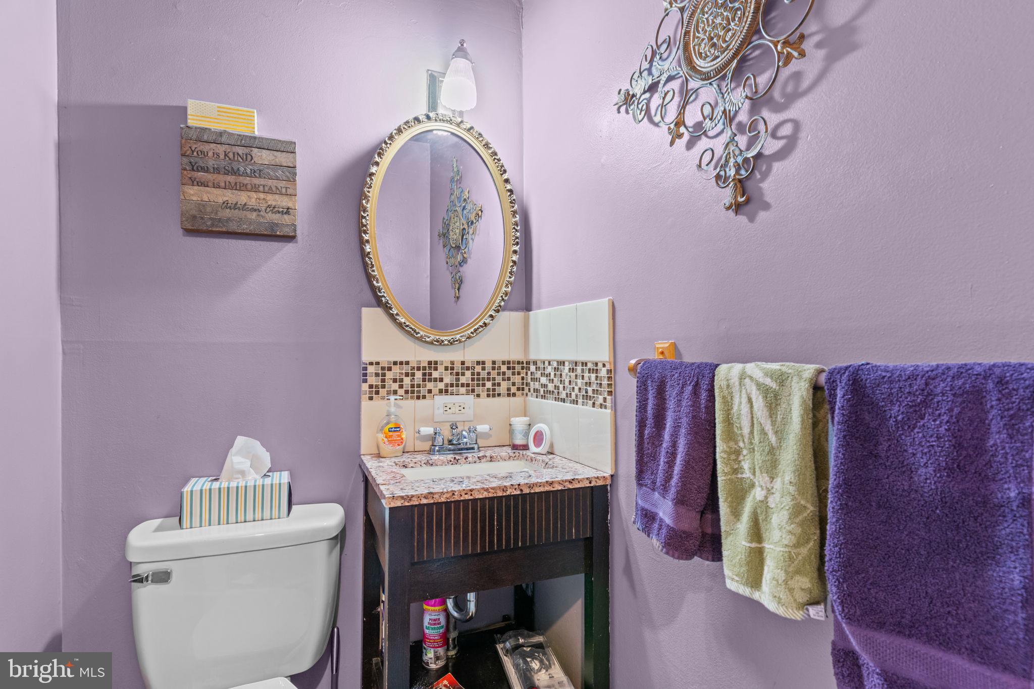 3318 Chesterfield Road Philadelphia, PA 19114 - Photo 14 of 30 Powder Room Main Floor