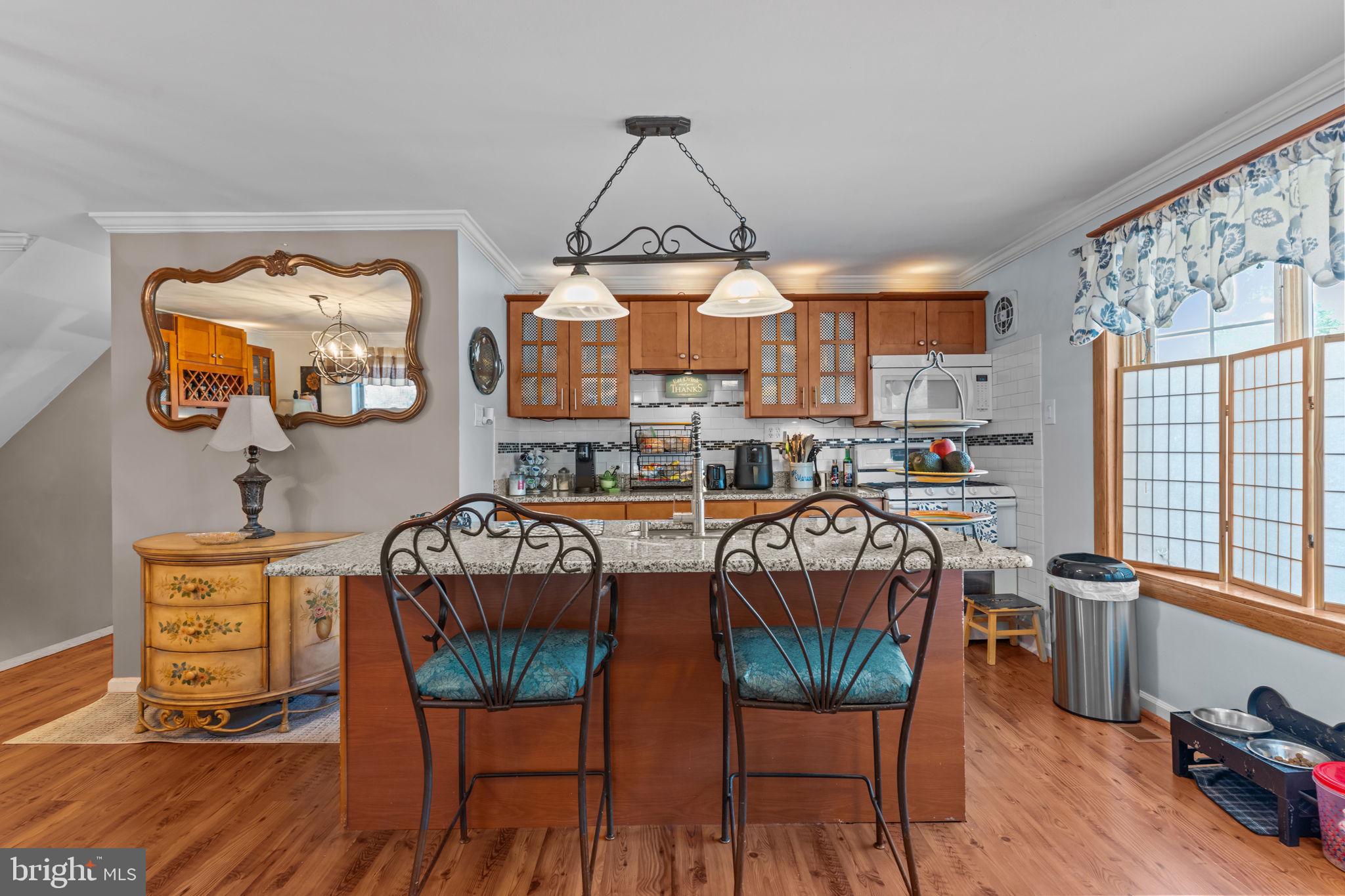 3318 Chesterfield Road Philadelphia, PA 19114 - Photo 5 of 30 Eat-in Kitchen