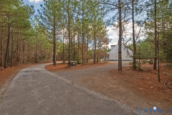 $479,500 | 19001 Old Stage Road, Dinwiddie, VA 23841