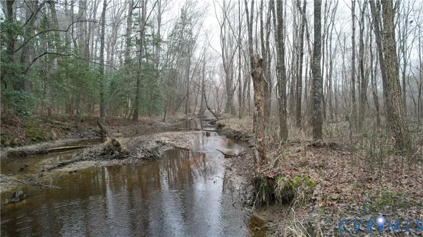 $479,500 | 19001 Old Stage Road, Dinwiddie, VA 23841