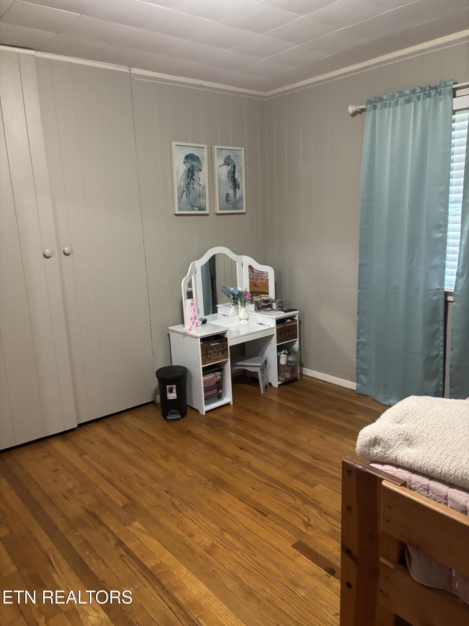 107 Porter Road Oak Ridge, TN 37830 - Photo 14 of 23 Bedroom 2