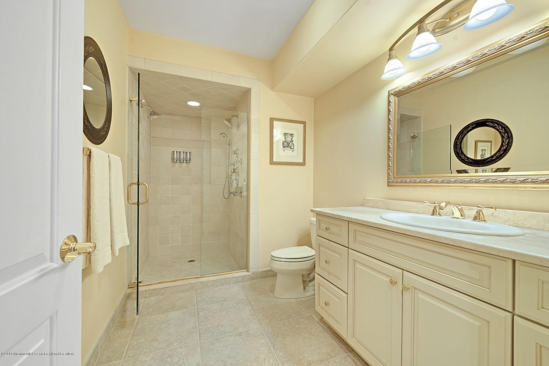 1618 Marconi Road Wall, NJ 07719 - Photo 44 of 58 39
