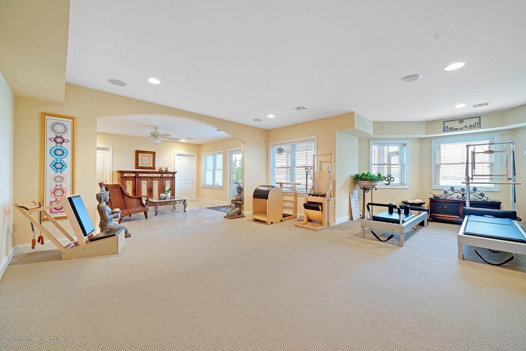 1618 Marconi Road Wall, NJ 07719 - Photo 46 of 58 41