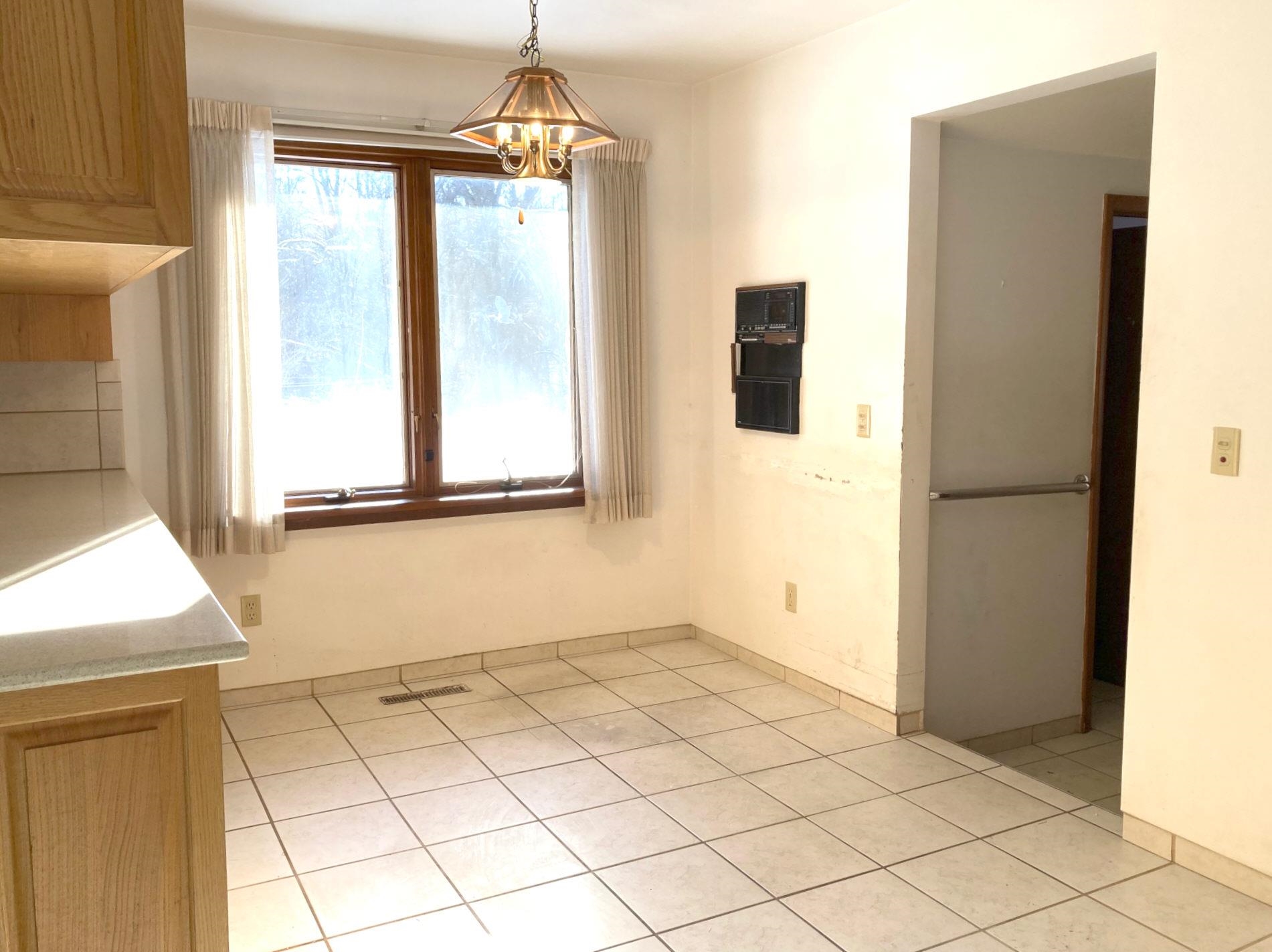 3262 East Beaver Road Bay City, MI 48706 - Photo 9 of 31 Gallery Image 9