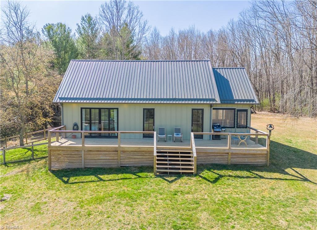 248 Cox Store Road Southwest Floyd, VA 24091 - Photo 2 of 50