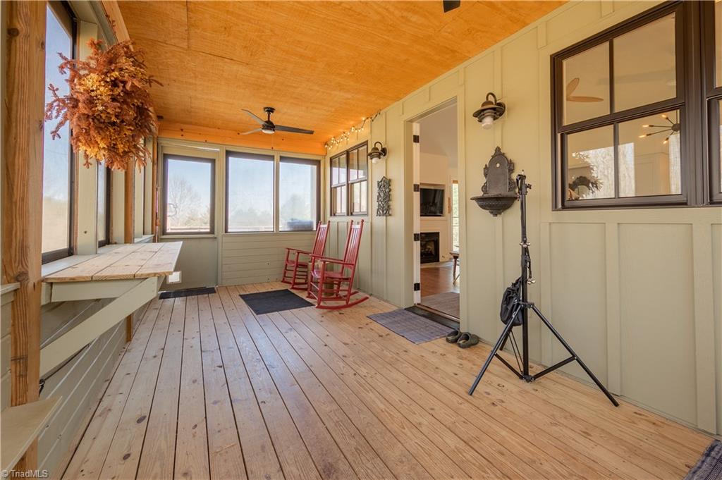 248 Cox Store Road Southwest Floyd, VA 24091 - Photo 3 of 50