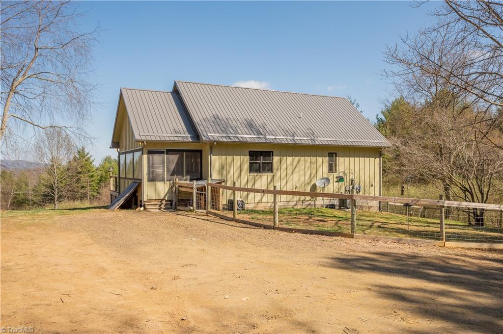 248 Cox Store Road Southwest Floyd, VA 24091 - Photo 33 of 50