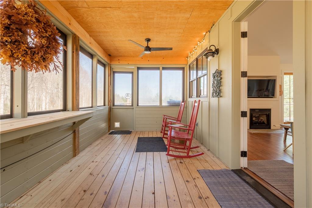 248 Cox Store Road Southwest Floyd, VA 24091 - Photo 4 of 50