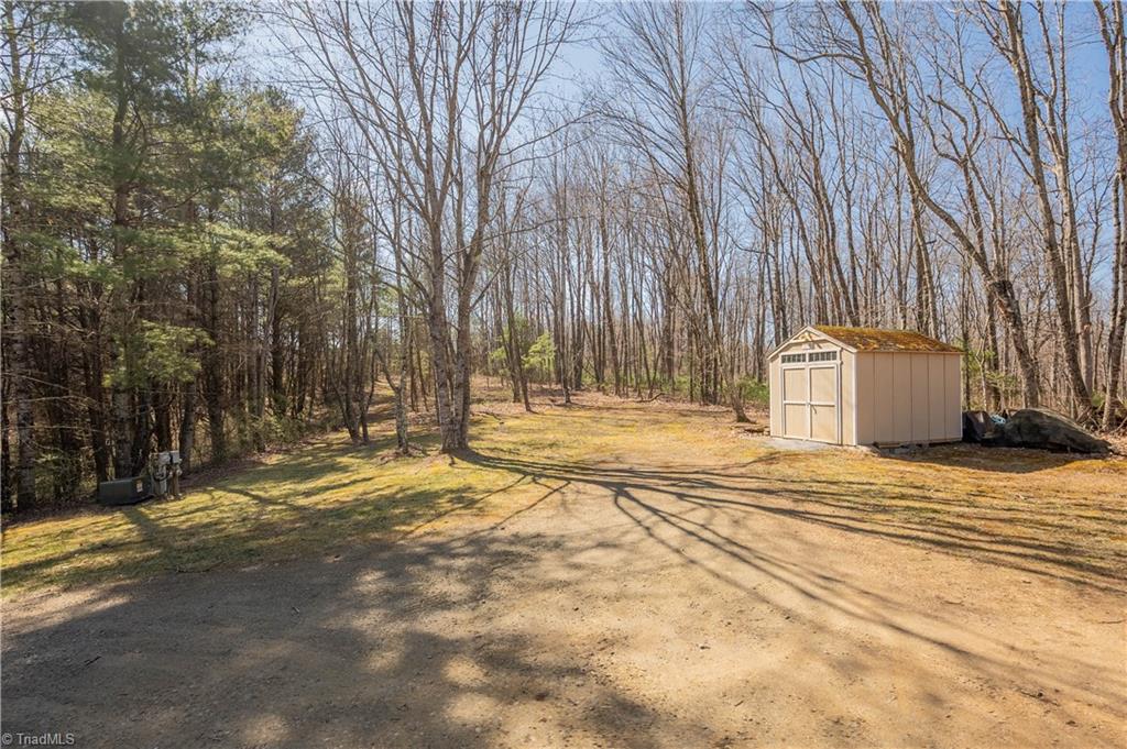 248 Cox Store Road Southwest Floyd, VA 24091 - Photo 47 of 50