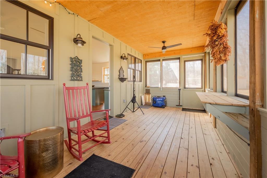 248 Cox Store Road Southwest Floyd, VA 24091 - Photo 5 of 50