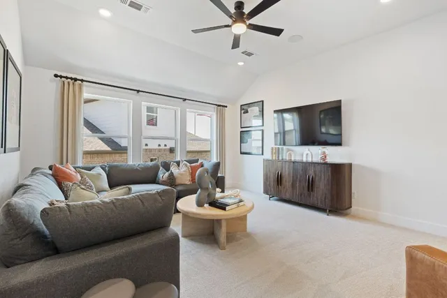 $799,000 | 115 McMillian Drive, Liberty Hill, TX 78642