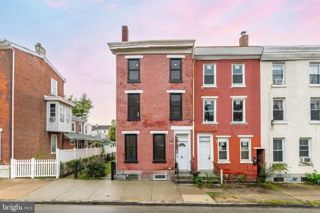 $2,600 | 32 East Elm Street, Norristown, PA 19401