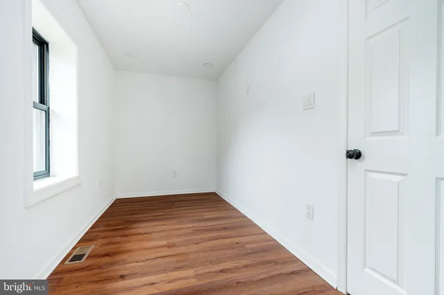 $2,600 | 32 East Elm Street, Norristown, PA 19401