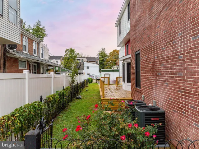 $2,600 | 32 East Elm Street, Norristown, PA 19401