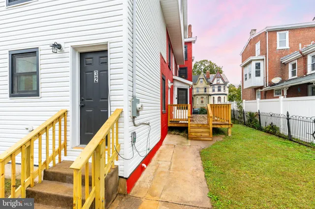 $2,600 | 32 East Elm Street, Norristown, PA 19401