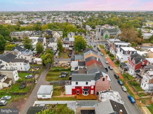 $2,600 | 32 East Elm Street, Norristown, PA 19401