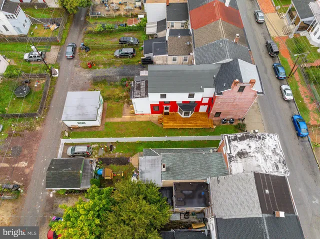 $2,600 | 32 East Elm Street, Norristown, PA 19401