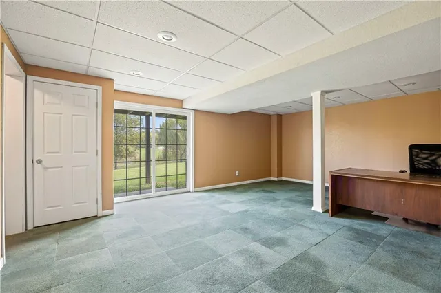 $590,000 | 15145 Lakeport Lane, Smithville, MO 64089