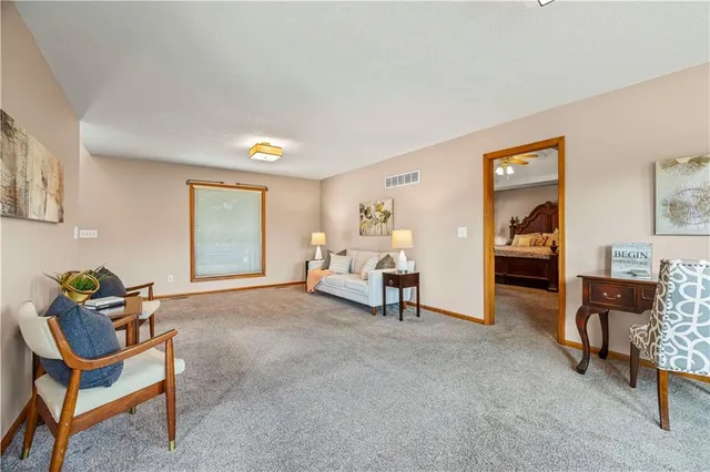 $590,000 | 15145 Lakeport Lane, Smithville, MO 64089