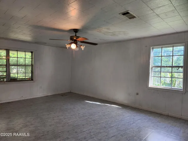 $190,000 | 226 South Dossman Street, Ville Platte, LA 70586