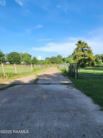 $190,000 | 226 South Dossman Street, Ville Platte, LA 70586