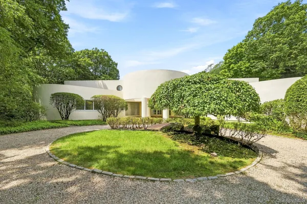 $2,790,000 | 20 Bessel Lane, Chappaqua, NY 10514