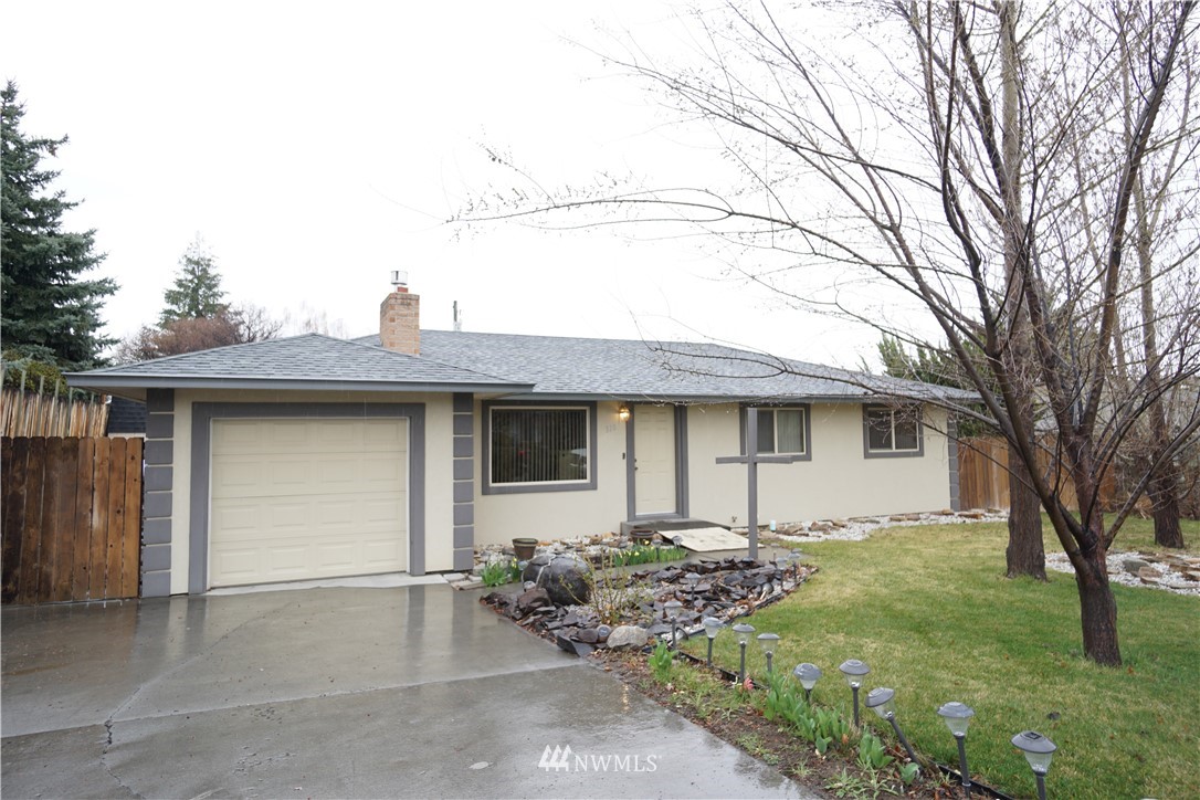 310 Statter Road Ephrata, WA 98823 - Photo 1 of 14